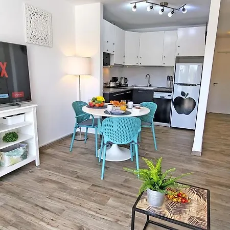 Apartment Palmeras *